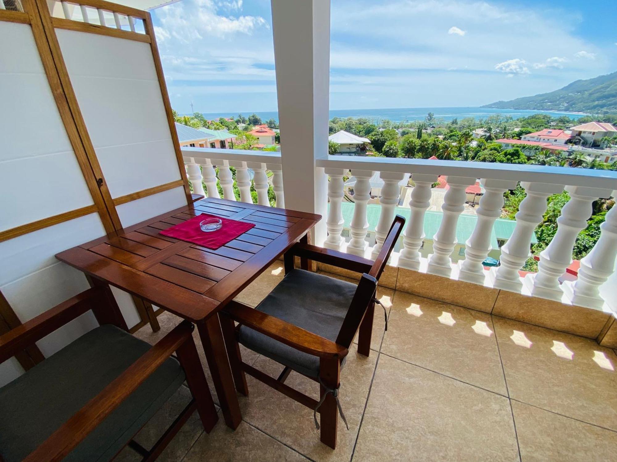 Oceanic View Apartments Beau Vallon  Buitenkant foto